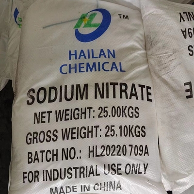NaNO3 nitrato di sodio 25 KG / BAG CAS 7631-99-4 Utilizzato per il trattamento meccanico di prevenzione della ruggine