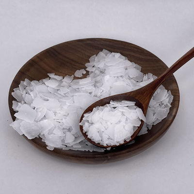 Vendita a caldo Sodica caustica Idrossido di sodio NaOH 99% 25 KG/BAG
