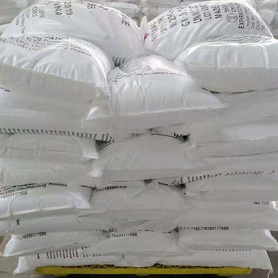 Produzione di materie prime chimiche semplificata con paraformaldeide PFA cristallina bianca